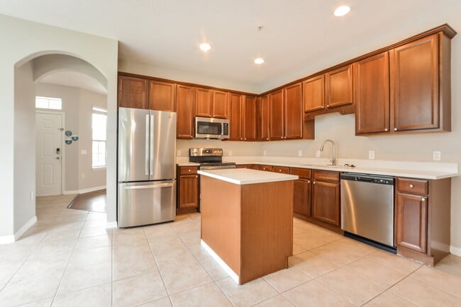 Building Photo - 10469 Moss Rose Way
