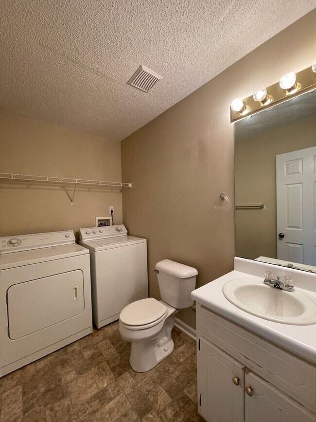 Foto del edificio - Foxhill Commons