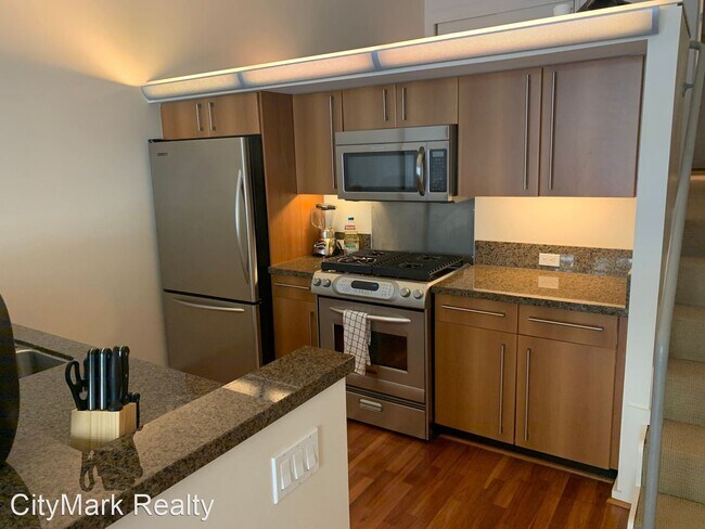 1 br, 1 bath House - 350 11th Ave 337 - IC... photo'