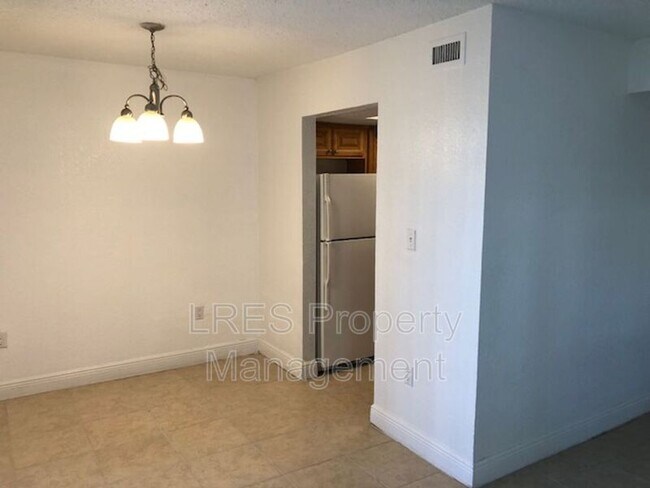 Foto del edificio - 4725 S Texas Ave