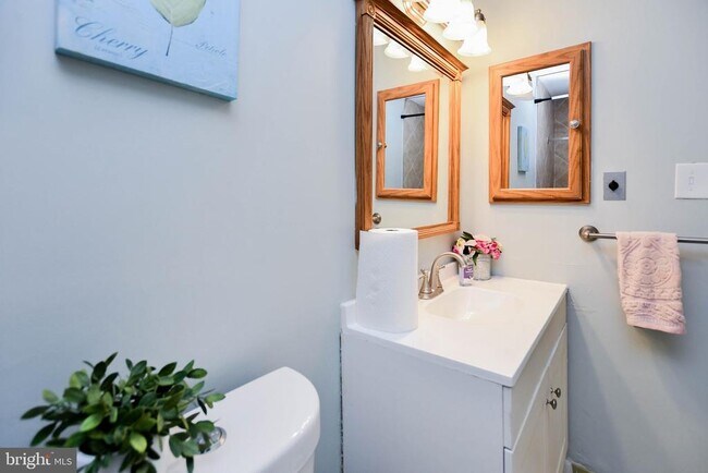 Foto del edificio - 3319 Huntley Sq Dr