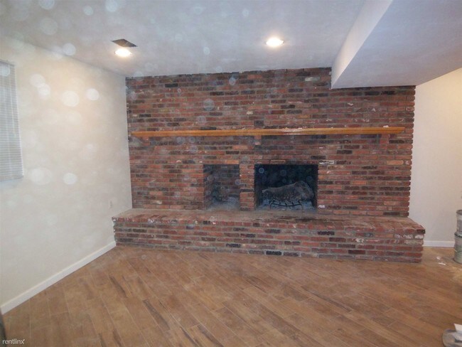 Building Photo - 7515 Wigley Ave