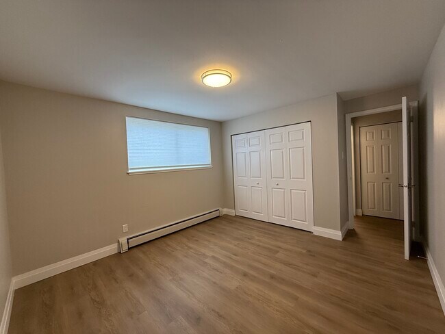 Photo du bâtiment - Kortright Apartments