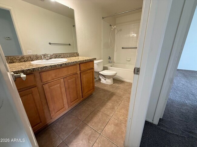 Foto del edificio - 16013 S Desert Foothills Pkwy