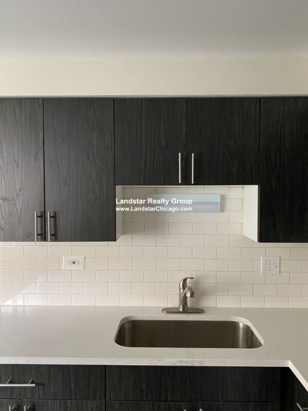 Foto del edificio - 6011 N Winthrop Ave