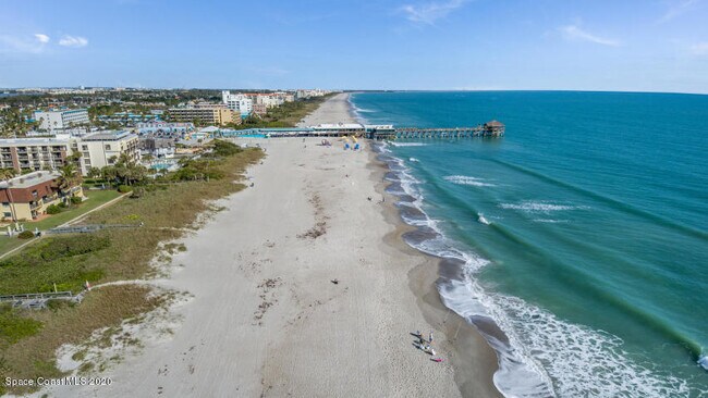 Foto del edificio - 4850 Ocean Beach Blvd