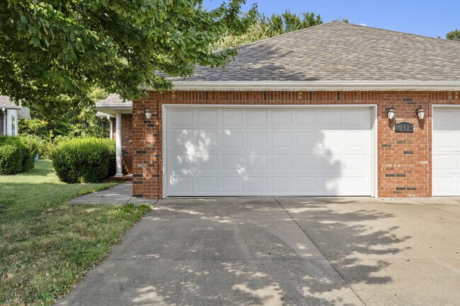 Building Photo - 113 Bailey Cir