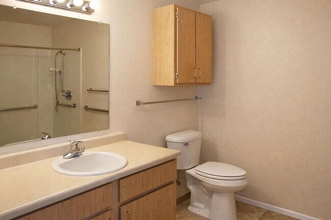 Foto del edificio - Summit House Apartments