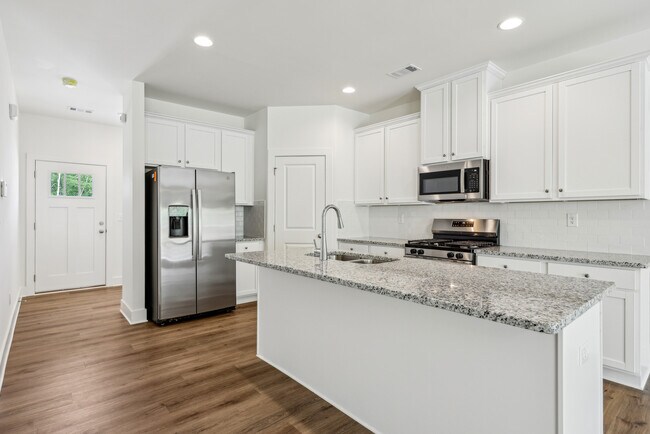 Foto del edificio - Parkway Pointe Crossing