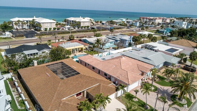 Foto del edificio - 2504 Hibiscus Dr W
