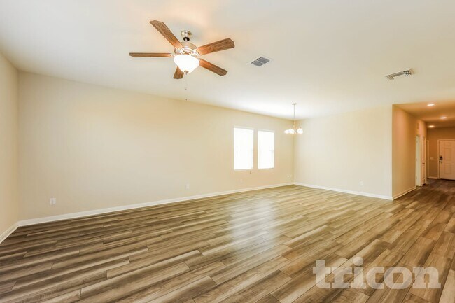 Building Photo - 14339 Gunsight Pass