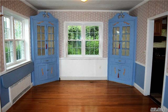Building Photo - 80-65 Chevy Chase St