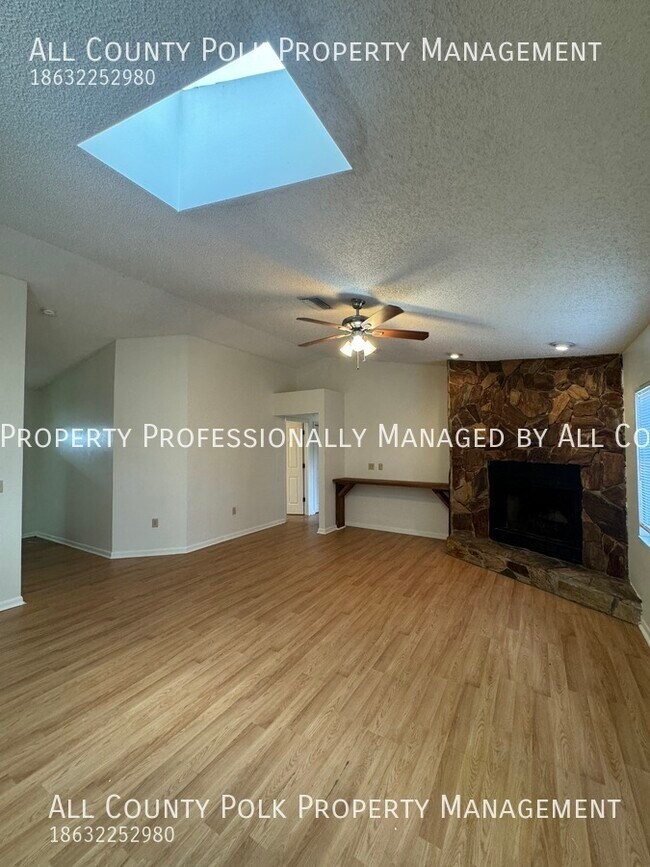 Great 3 Bedroom 2 Bath House in Babson Park! House Rental in Babson