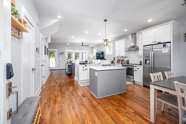 Foto del edificio - 2805 Lindbergh St