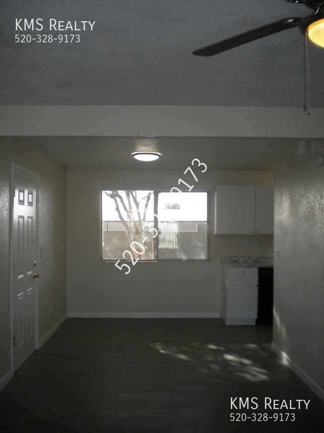 Building Photo - 3636 S Marvin Pl