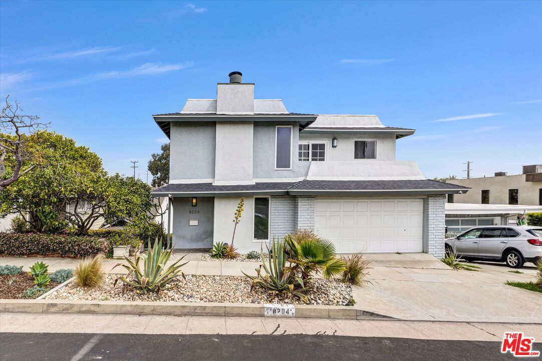 Foto principal - 8204 Calabar Ave