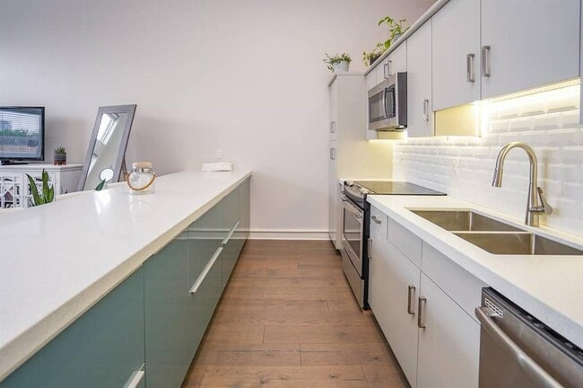 Foto del edificio - 3311 Yupon St