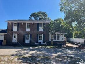 Building Photo - 5918 Woodside Ave