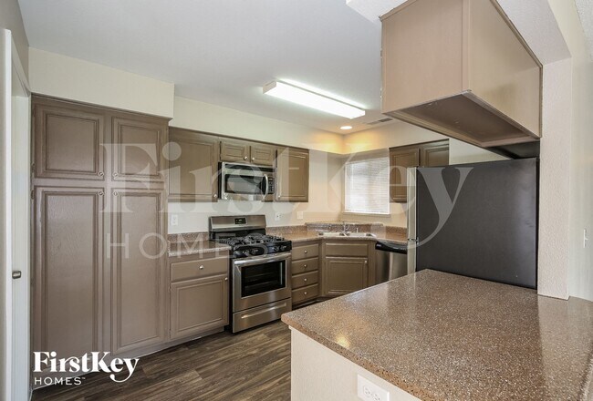 Foto del edificio - 6533 Chilton Ct