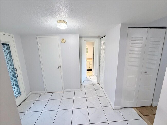 Foto del edificio - 1810 N Lauderdale Ave