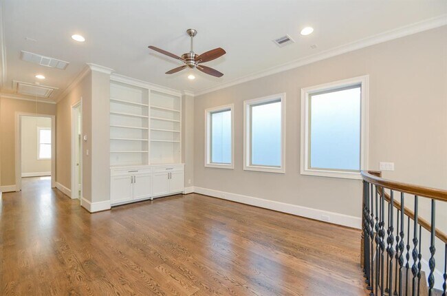 Foto del edificio - 10207 Preston St