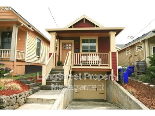 Photo - 532 NE Sumner St Apartment