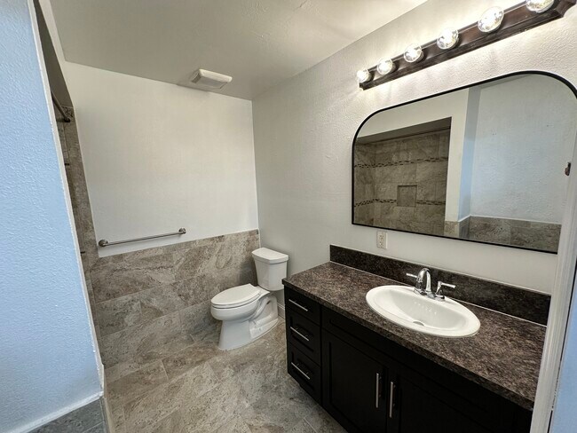 Photo - 4266 Island Cir Townhome