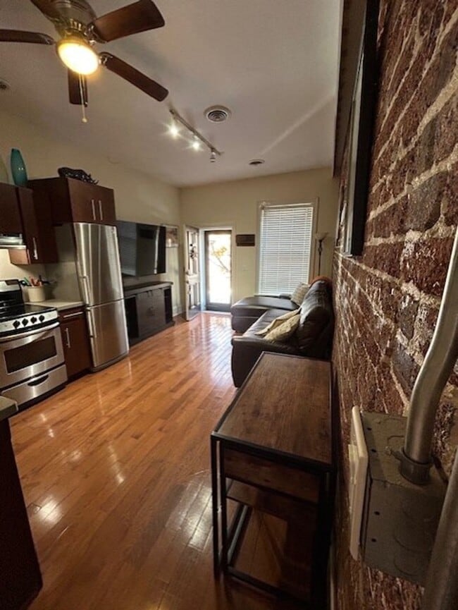 Photo - UNFURNISHED DOWNTOWN APARTMENT