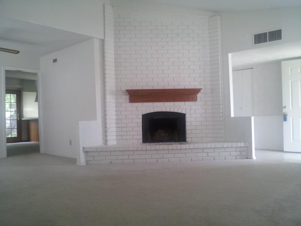 Foto del edificio - Spacious 3BR House in The Colony