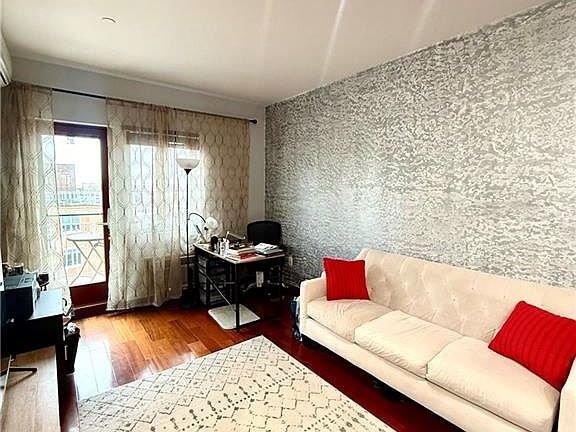 Photo - 1917 Avenue X Apartment