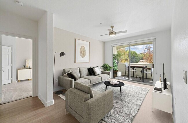 Foto del edificio - 19608 Pruneridge Ave