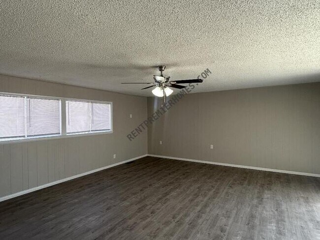 Foto del edificio - 3759 S 60th W Ave