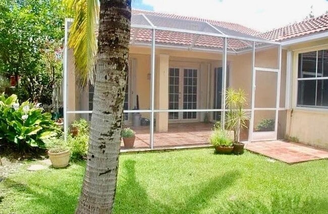Foto del edificio - 727 Sand Creek Cir