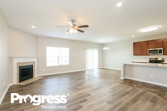 Foto del edificio - 8267 Templederry Dr