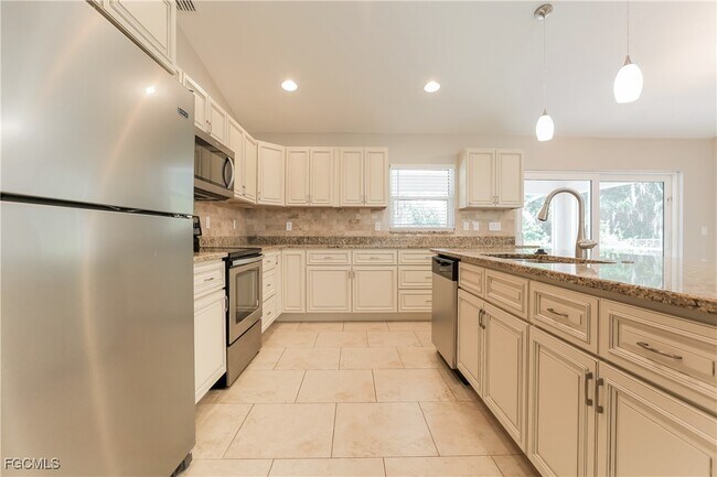 Foto del edificio - 2840 Soprano Ln