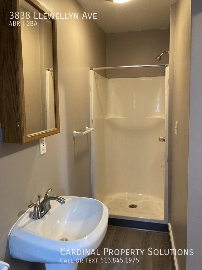 Building Photo - 4 Bedroom House for rent in South Cumminsv...