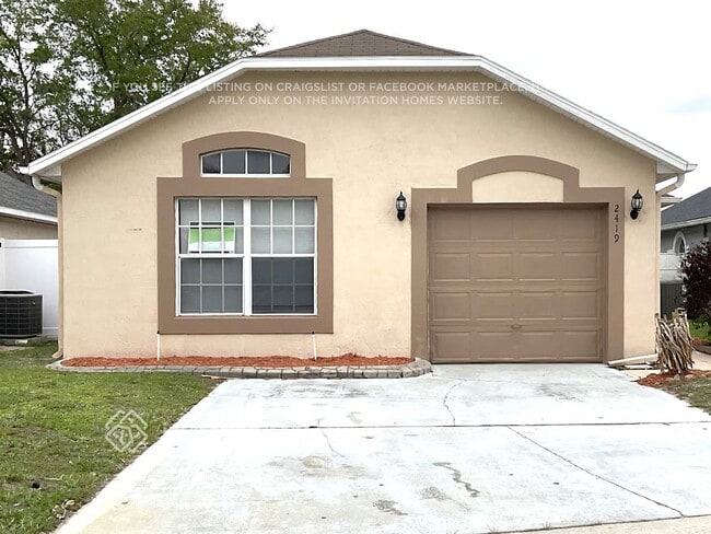 Building Photo - 2419 Parsons Pond Cir