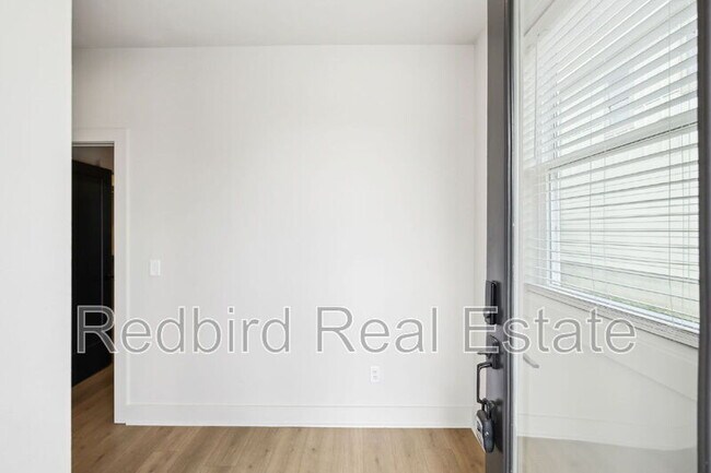Foto del edificio - 2109 23rd Ave N
