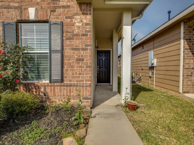 Building Photo - 4067 Mossy Pl Ln
