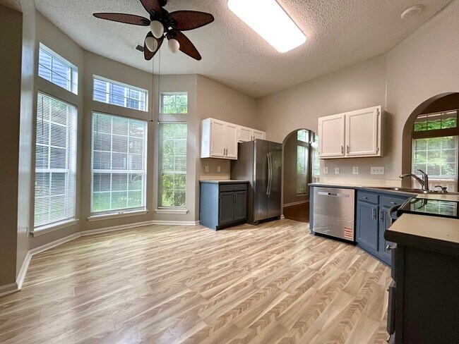 Building Photo - 8607 Kirkley Glen Ln