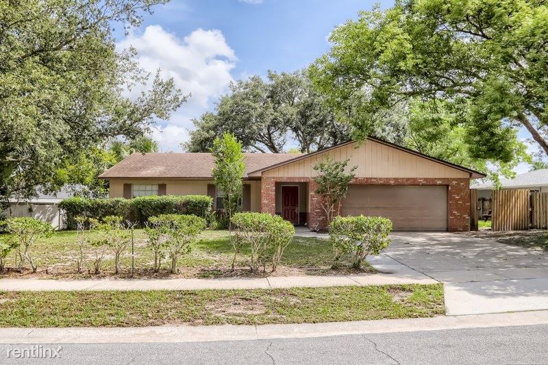 4 br, 2 bath House 1723 Canterbury Circle House for Rent in
