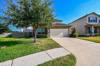 Building Photo - 19311 Vermillion Ct