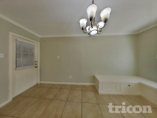 Foto del edificio - 25568 Dogwood Ln