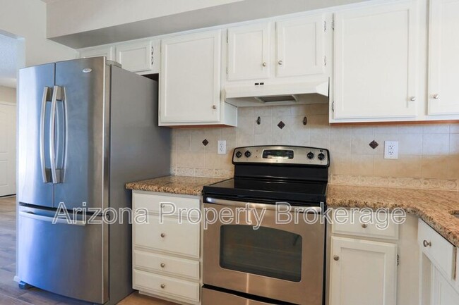 Building Photo - 14126 W Pennystone Dr