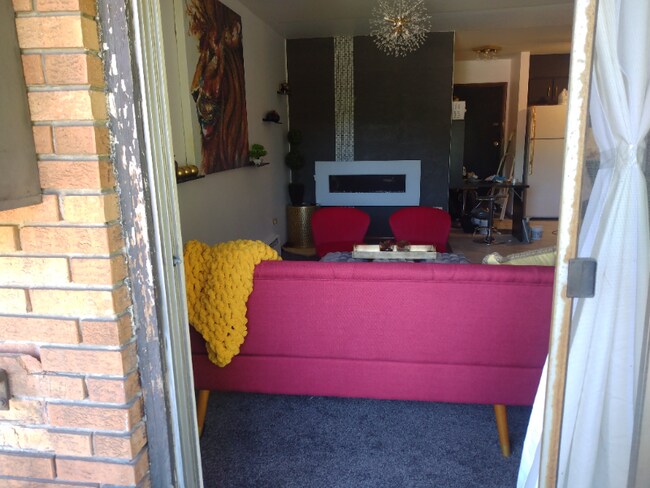 Foto del edificio - 18550 Torrence Ave