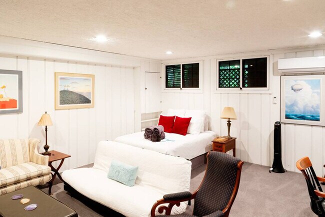 Foto del edificio - 3833 Calvert St NW