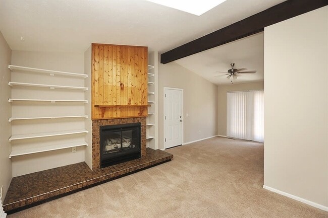 Building Photo - 382 Cypress St