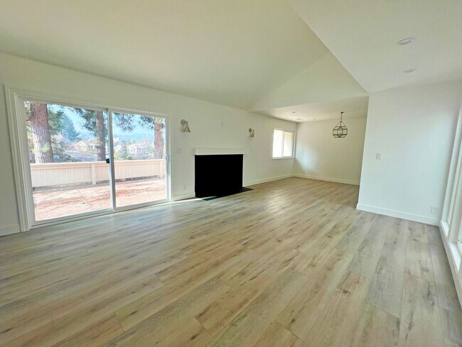 Foto del edificio - 525 Adirondack Way