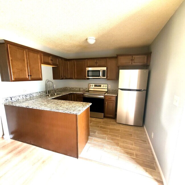 Foto del edificio - 1413 E 12th St