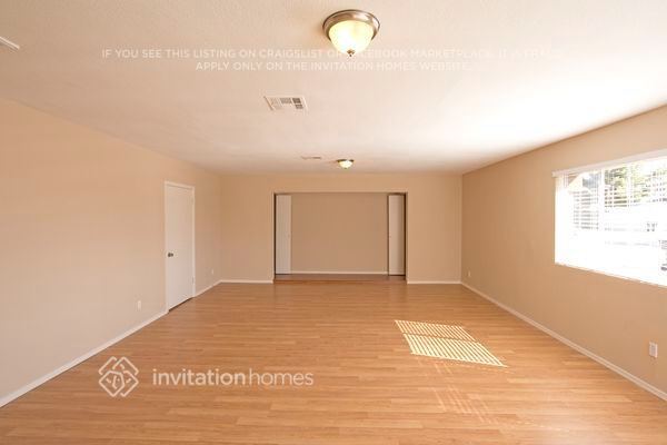 Foto del edificio - 3132 W Surrey Ave
